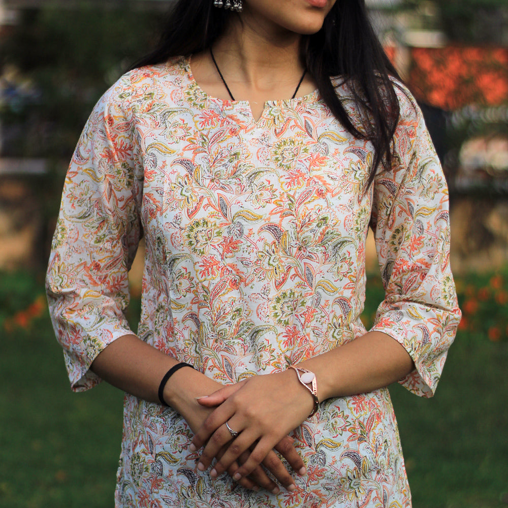 Women's(Girls) Cotton Printed Short Kurti