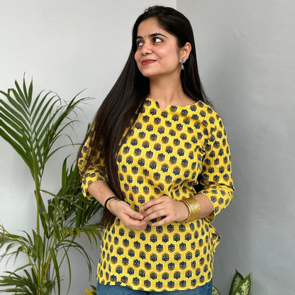 Women's(Girls) Cotton Printed Short Kurti